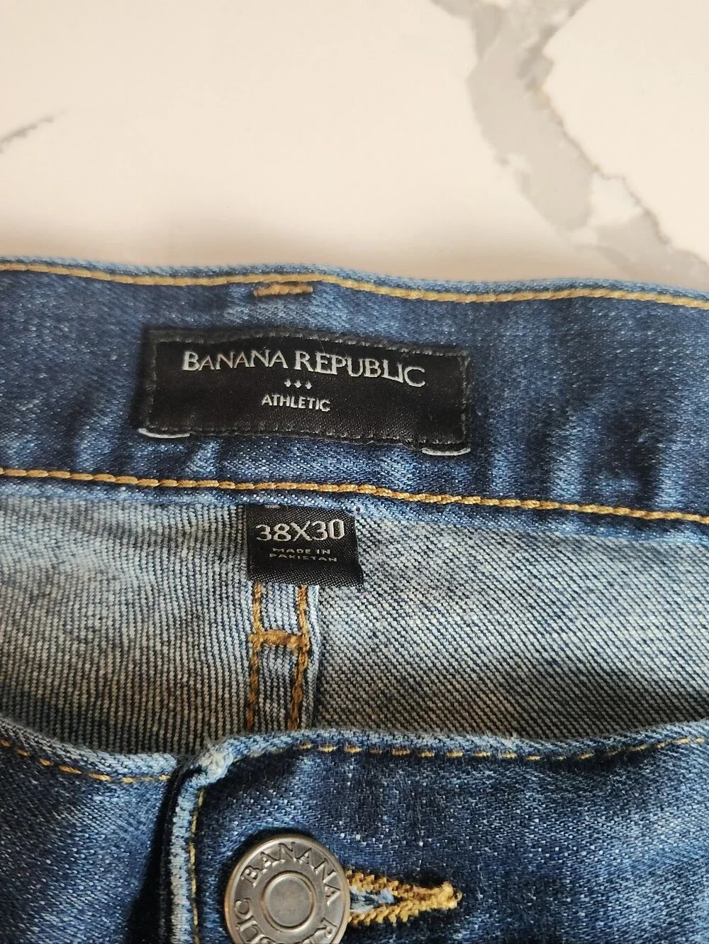 Banana Republic Athletic Fit Jeans Men's Size 38 Blue Medium Wash Denim